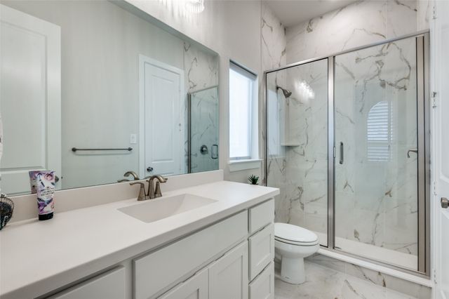 1404 Buttercup Avenue, Aubrey, TX 76227