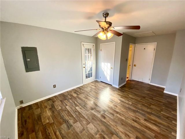 1116 N Green DR, Newport News, VA 23602