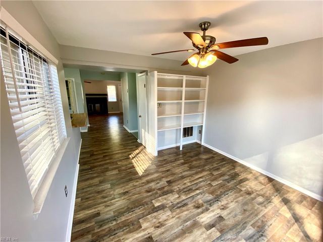 1116 N Green DR, Newport News, VA 23602