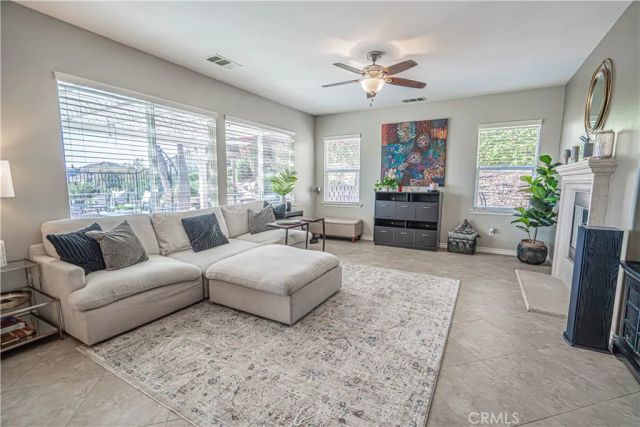 28076 Bridlewood, Castaic, CA 91384