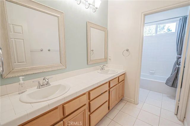 28076 Bridlewood, Castaic, CA 91384