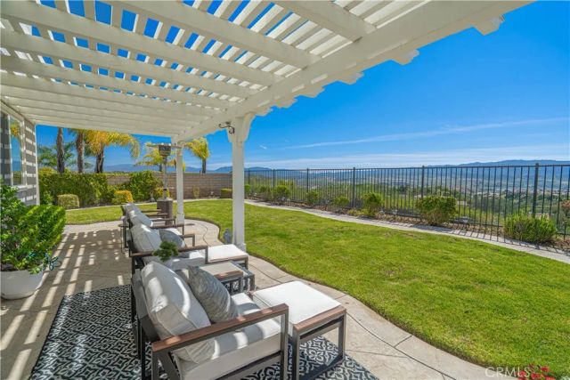 28076 Bridlewood, Castaic, CA 91384