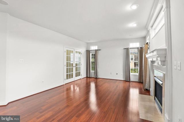 28 FAWN HILL RD, Hanover, PA 17331