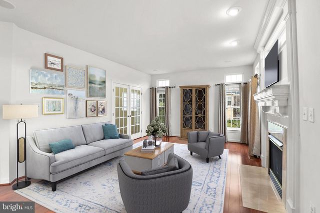 28 FAWN HILL RD, Hanover, PA 17331