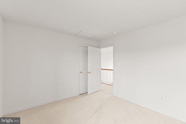 28 FAWN HILL RD, Hanover, PA 17331