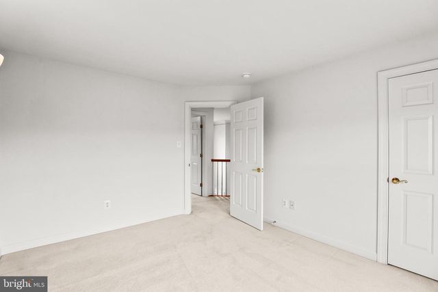 28 FAWN HILL RD, Hanover, PA 17331