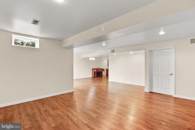 28 FAWN HILL RD, Hanover, PA 17331