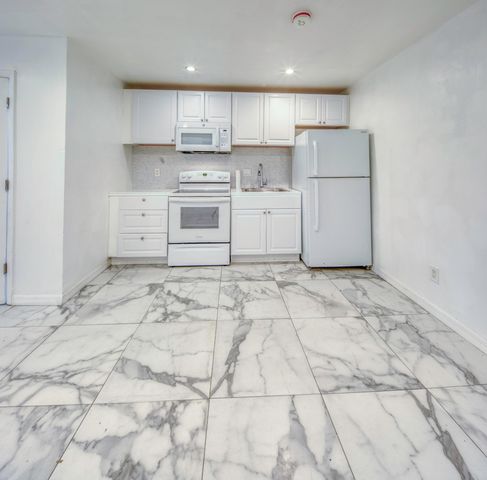 519 S M Street 2 Back, Lake Worth Beach, FL 33460