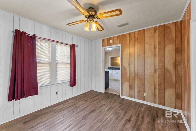 301 W Orange Avenue, Foley, AL 36535