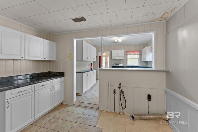 301 W Orange Avenue, Foley, AL 36535