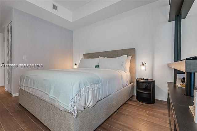 398 NE 5th St 2802, Miami, FL 33132