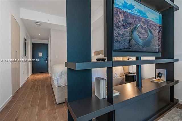 398 NE 5th St 2802, Miami, FL 33132