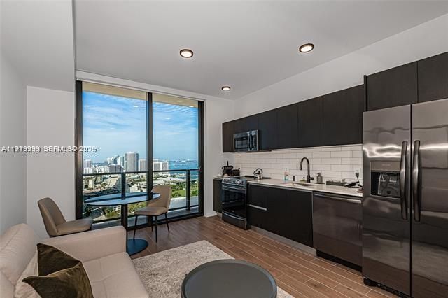 398 NE 5th St 2802, Miami, FL 33132