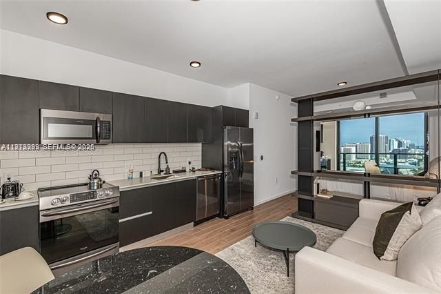 398 NE 5th St 2802, Miami, FL 33132