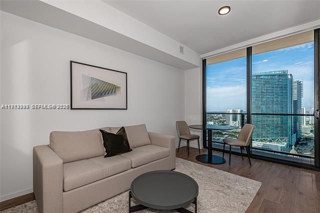 398 NE 5th St 2802, Miami, FL 33132