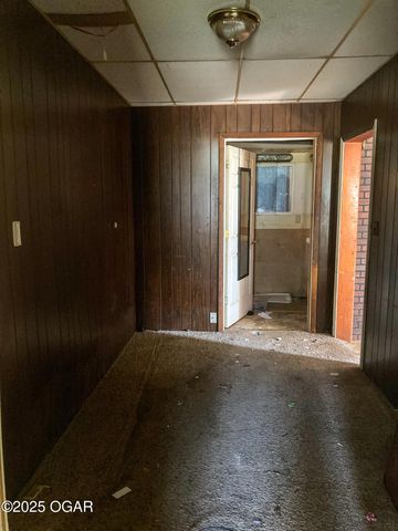 1025 S Connor Avenue, Joplin, MO 64801