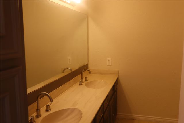 808 Woodway Lane, Richardson, TX 75081