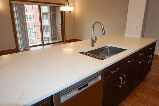 4811 N OLCOTT Avenue 516, Harwood Heights, IL 60706