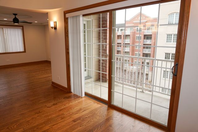 4811 N OLCOTT Avenue 516, Harwood Heights, IL 60706