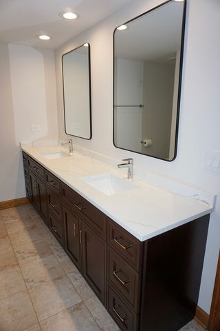 4811 N OLCOTT Avenue 516, Harwood Heights, IL 60706