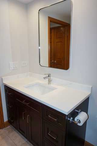 4811 N OLCOTT Avenue 516, Harwood Heights, IL 60706