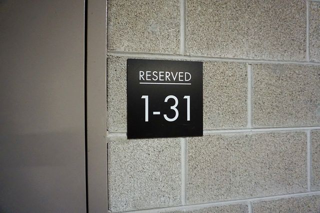 4811 N OLCOTT Avenue 516, Harwood Heights, IL 60706