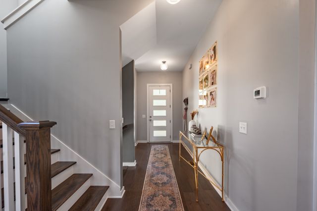 1813 Sprucewood Ln, Nashville, TN 37211