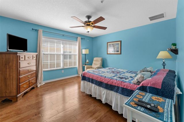 5034 BLUE RUNNER COURT, New Port Richey, FL 34652