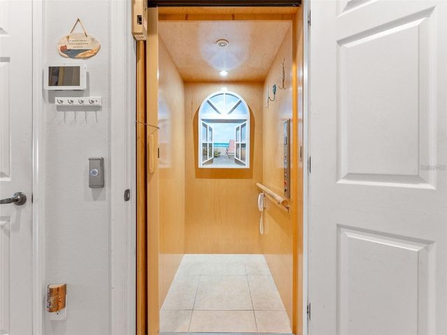 5034 BLUE RUNNER COURT, New Port Richey, FL 34652