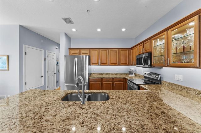 5034 BLUE RUNNER COURT, New Port Richey, FL 34652