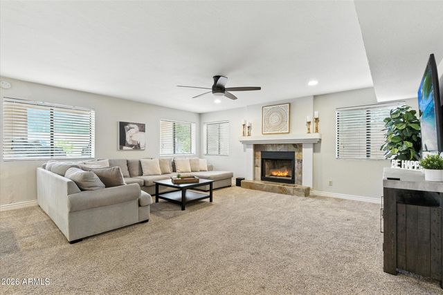 5851 E BECK Lane, Scottsdale, AZ 85254