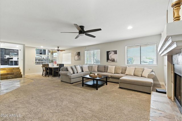 5851 E BECK Lane, Scottsdale, AZ 85254