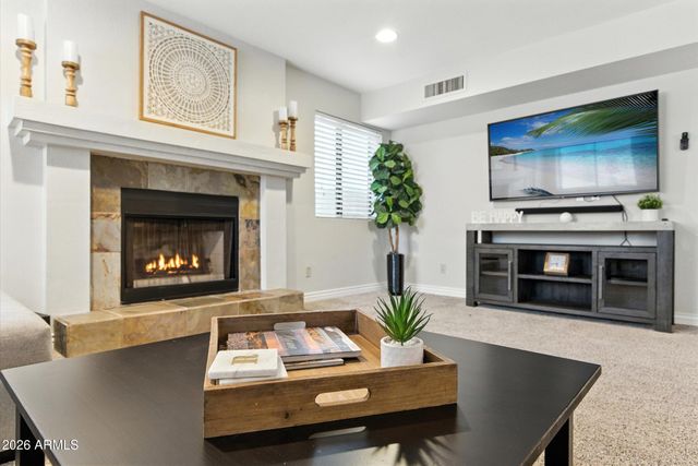 5851 E BECK Lane, Scottsdale, AZ 85254