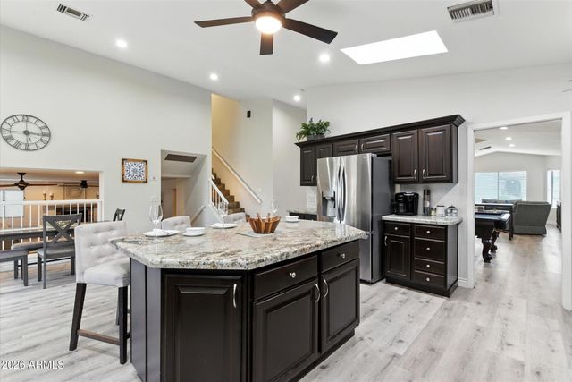 5851 E BECK Lane, Scottsdale, AZ 85254