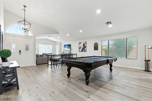 5851 E BECK Lane, Scottsdale, AZ 85254