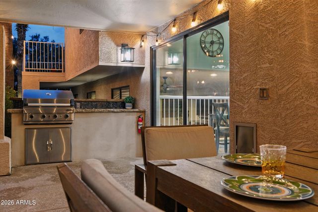 5851 E BECK Lane, Scottsdale, AZ 85254