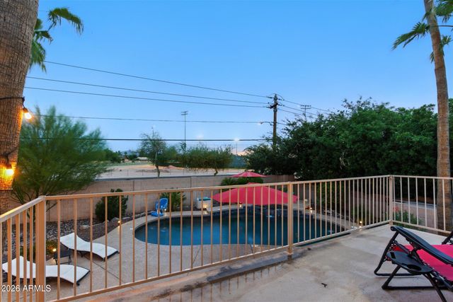 5851 E BECK Lane, Scottsdale, AZ 85254