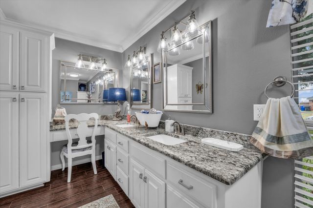 10517 Rayburn Way, Waco, TX 76708