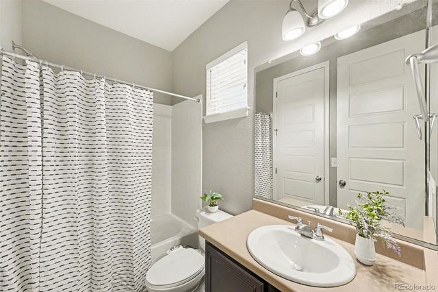 22463 E Union Place, Aurora, CO 80015