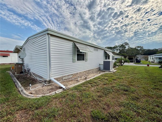 151 HIBISCUS WAY, Leesburg, FL 34748
