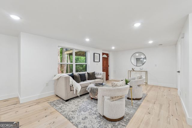 1542 Lavista Road NE, Atlanta, GA 30329