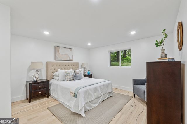 1542 Lavista Road NE, Atlanta, GA 30329