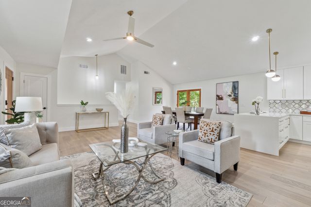 1542 Lavista Road NE, Atlanta, GA 30329