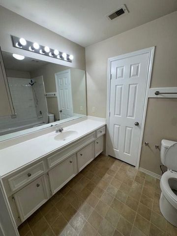 6815 Independence Boulevard, Baytown, TX 77521