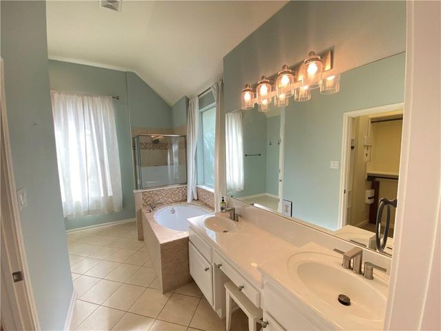 7424 Jaborandi DR, Austin, TX 78739