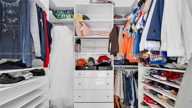 5460 SW 129th Ave, Miramar, FL 33027