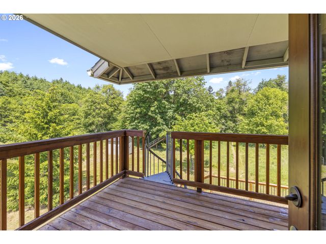 67856 NEHALEM Hwy, Vernonia, OR 97064
