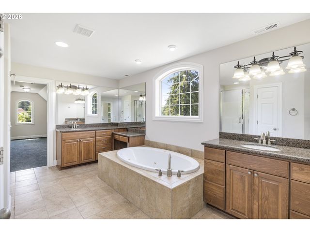 67856 NEHALEM Hwy, Vernonia, OR 97064