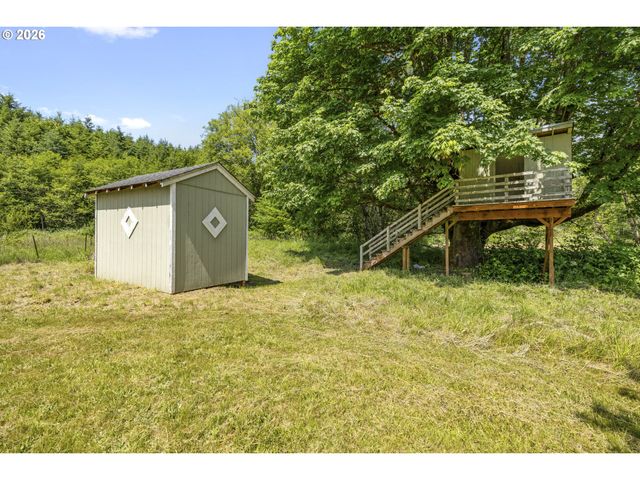 67856 NEHALEM Hwy, Vernonia, OR 97064