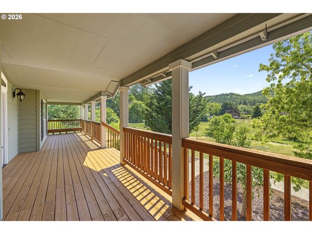 67856 NEHALEM Hwy, Vernonia, OR 97064